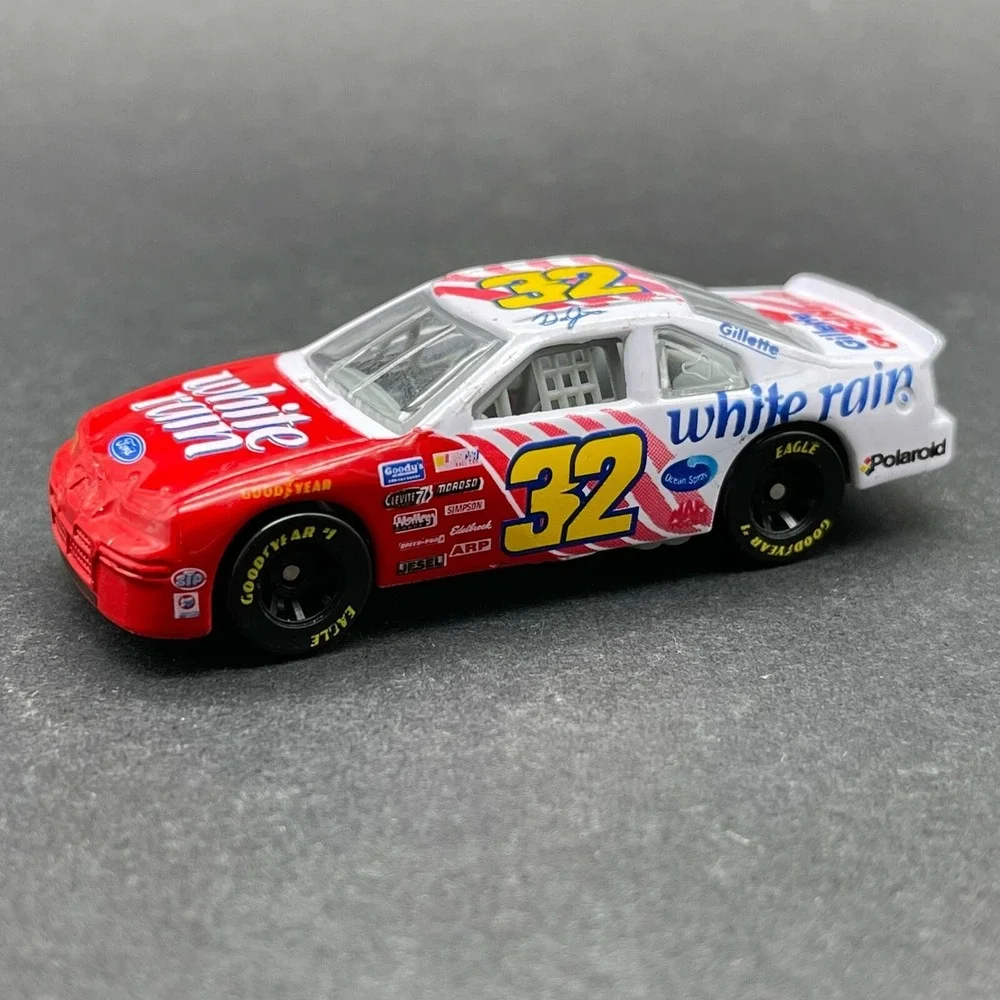 Racing Champions White Rain #32 Dale Jarrett Ford T-Bird Stock Car NASCAR 1/64